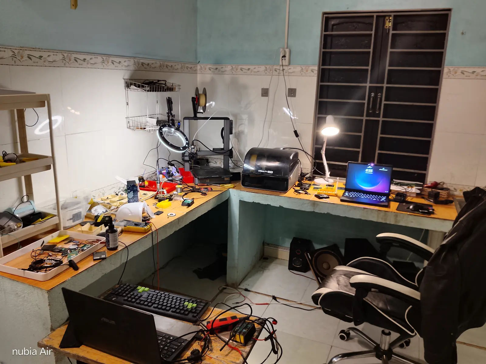Viktor's electronics and prototyping workshop