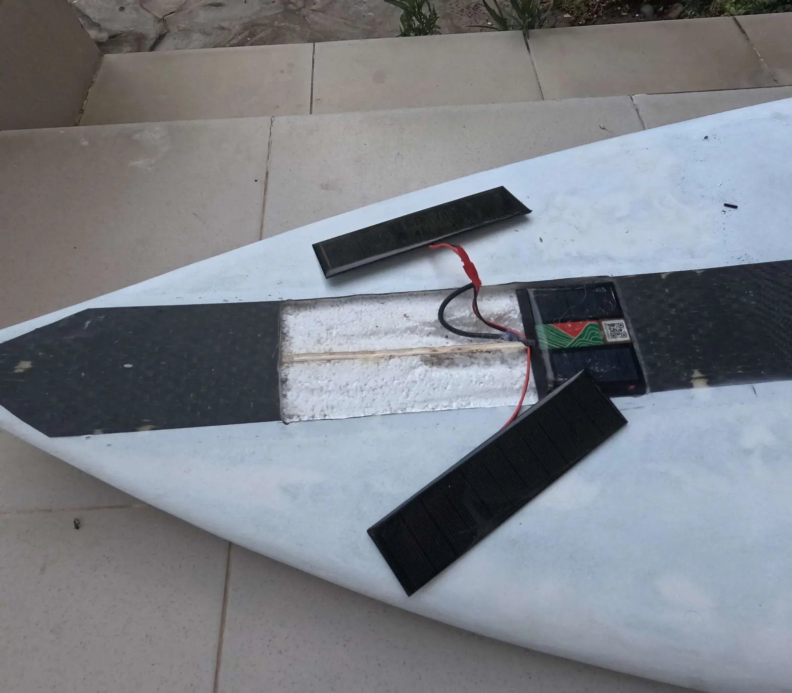 Prototyping a SmartSurf board built-in tracker